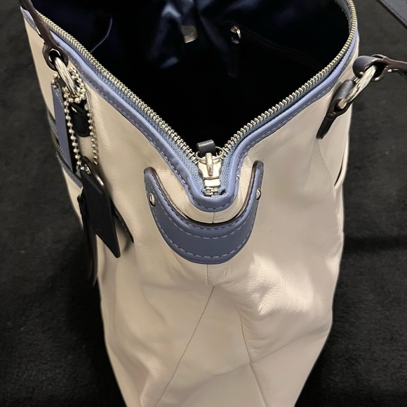 Coach White and Blue Women's Bag - Picture 11 of 12